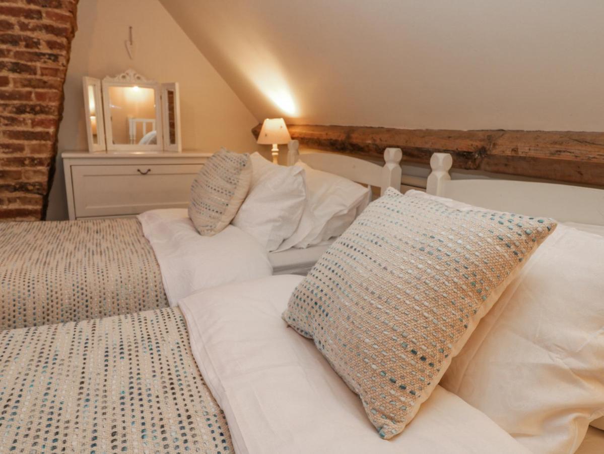 But 'N' Ben Villa Whitby Luaran gambar